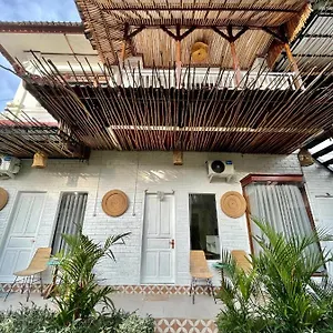 Guest house Nikiniko House By Lolavillas - 100mts To The, Canggu (Bali)