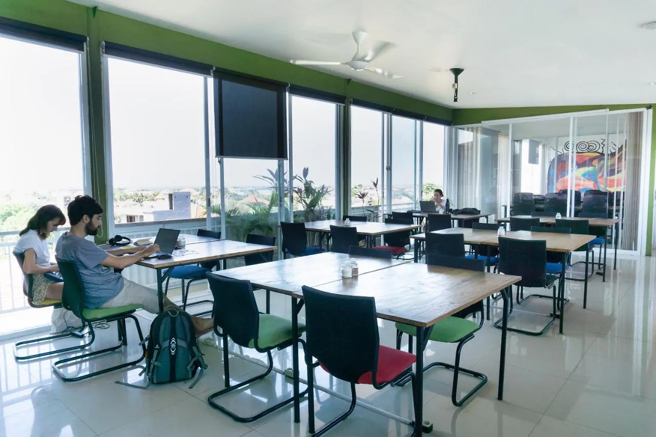 Matra Co Working & Co Living Hotel Canggu Gasthuis